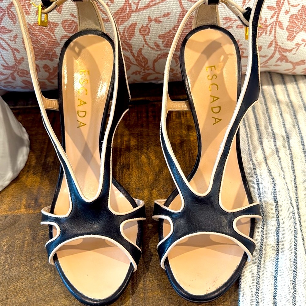 Escada Elegant Black and Cream Heels